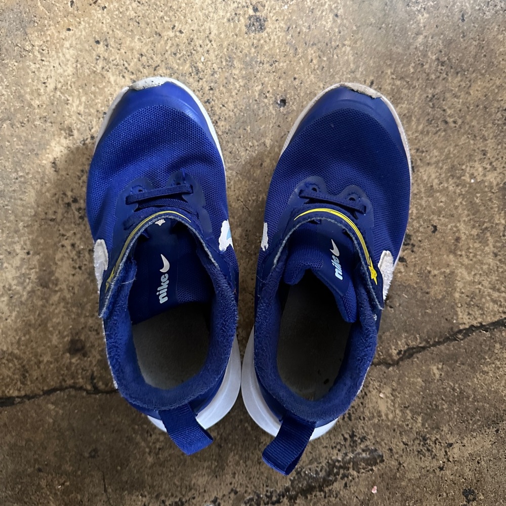 Nike kid star runner